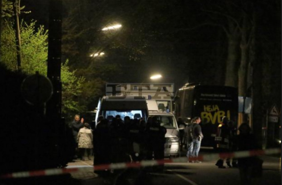 Полицай също е бил ранен при трите експлозии в германския град Дортмунд