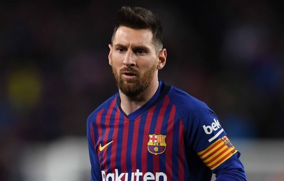 Лионел Меси ще играе на “Камп Ноу” и през новия сезон bet365