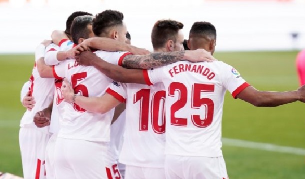 Севиля победи с 2:0 Виляреал bet365