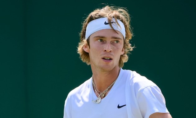 Андрей Рубльов стартира с победа на турнира в Хамбург bet365