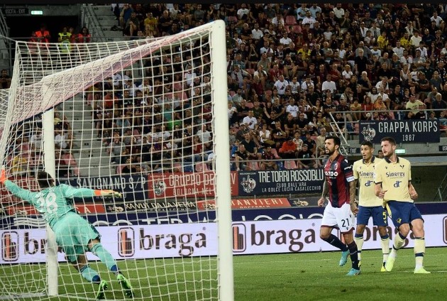 Болоня завърши 1: 1 у дома с Верона bet365