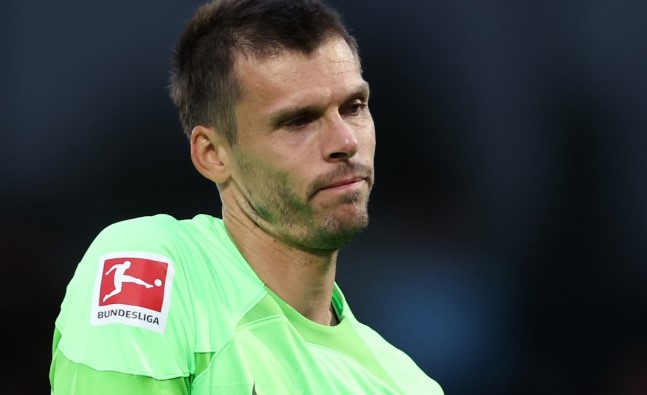 Вратарят Руне Ярстайн ще напусне Херта Берлин bet365