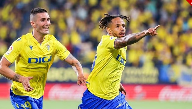 Кадис - Валядолид bet365